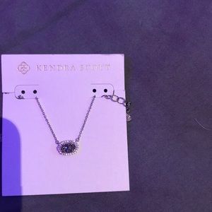 Kendra Scott necklace